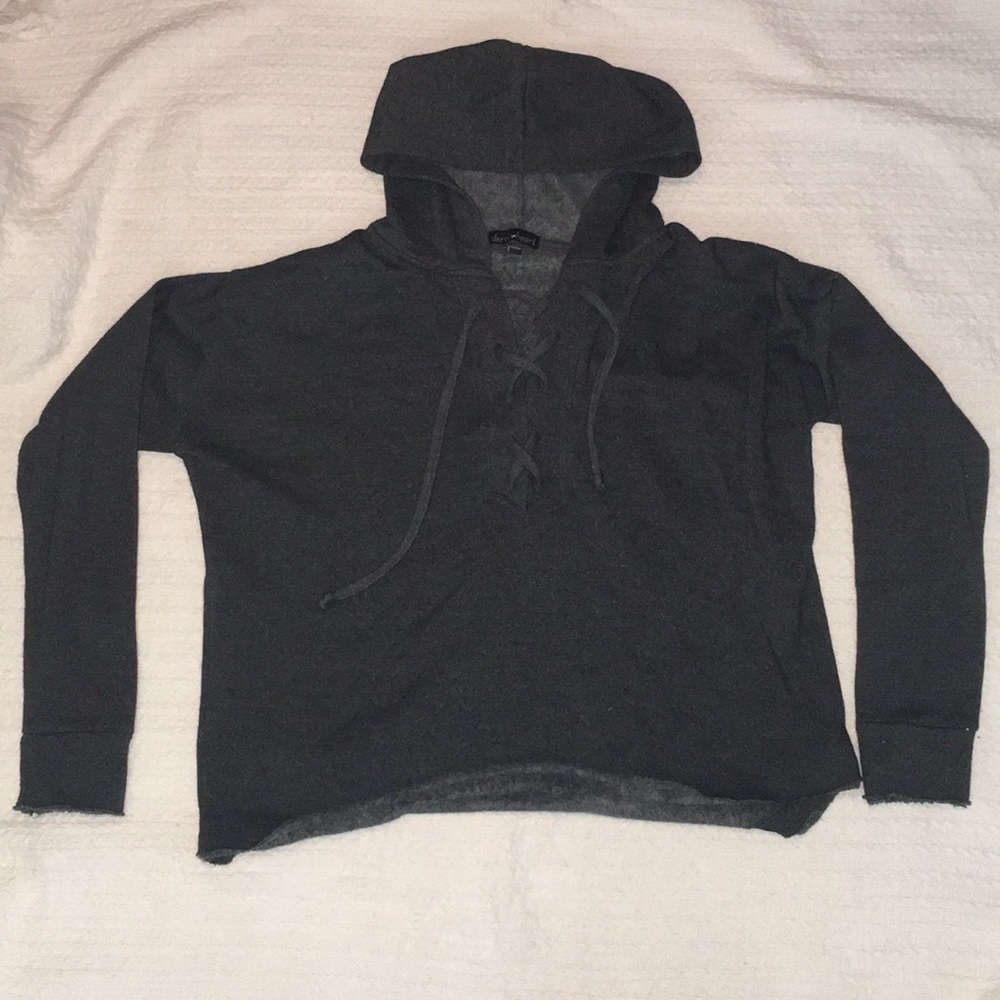 Derek Heart Large crop hoodie